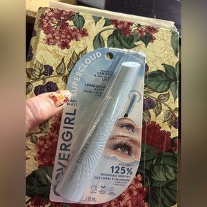 Covergirl Supercloud mascara in brown, never opened